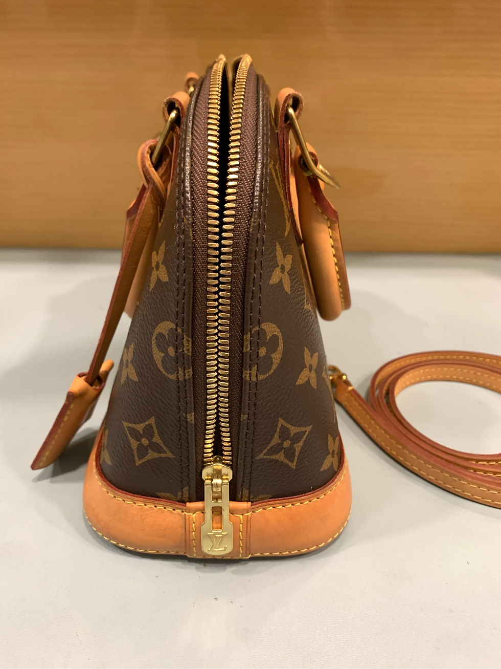 【Louis Vuitton】Alma BB Monogram Canvas Shell Single Shoulder Crossbody Bag