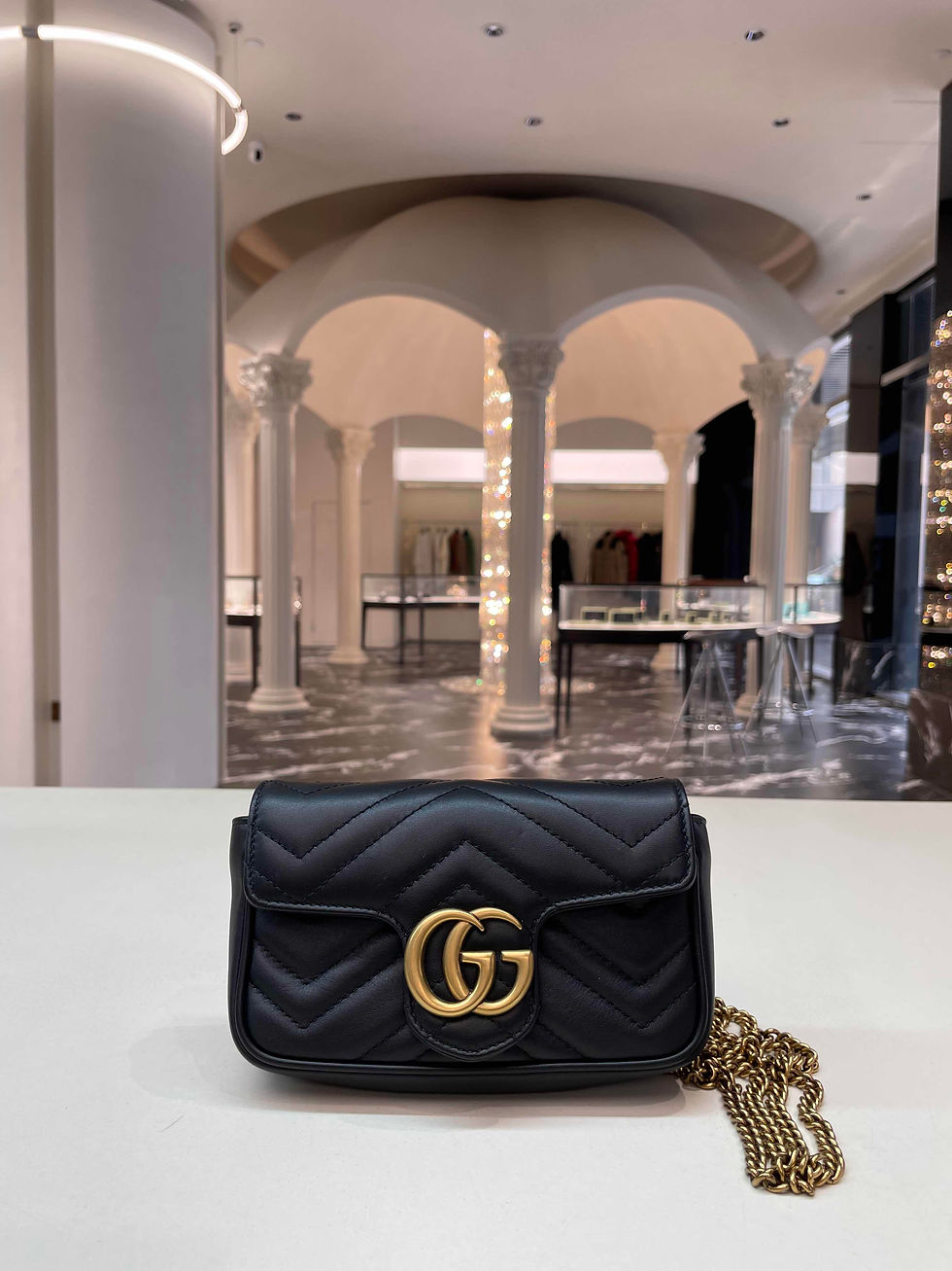 GUCCI Marmont Super Mini Chain Bag
