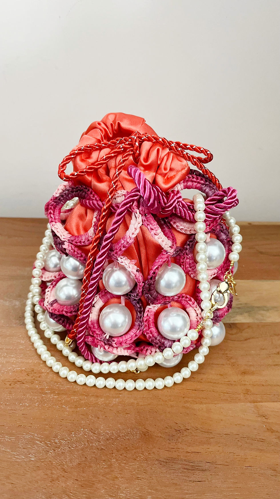 Miniature : Handwoven Fuchsia Mini Pouch Bag-Calliope