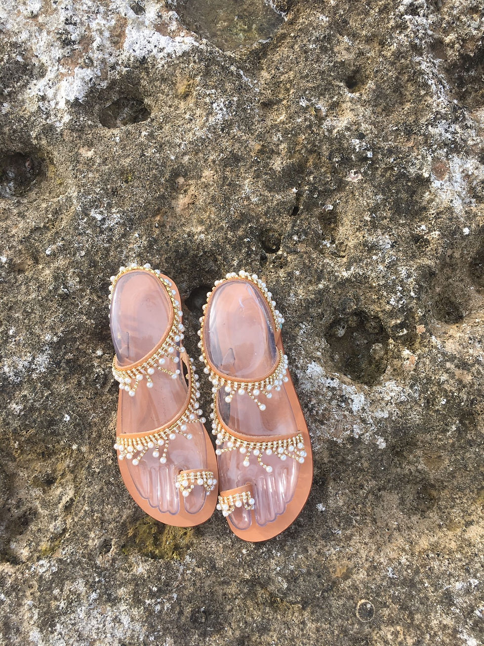 Miniatura: Jeweled gold leather sandals with crystals & pearls DALIDA