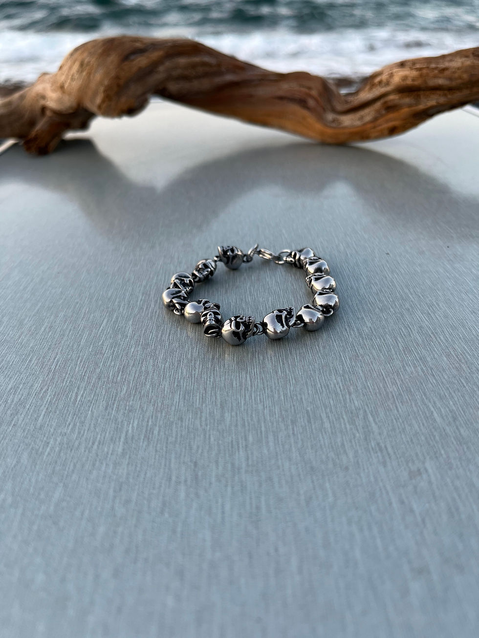 Miniatura: Black Stainless Steel Skulls Bracelet