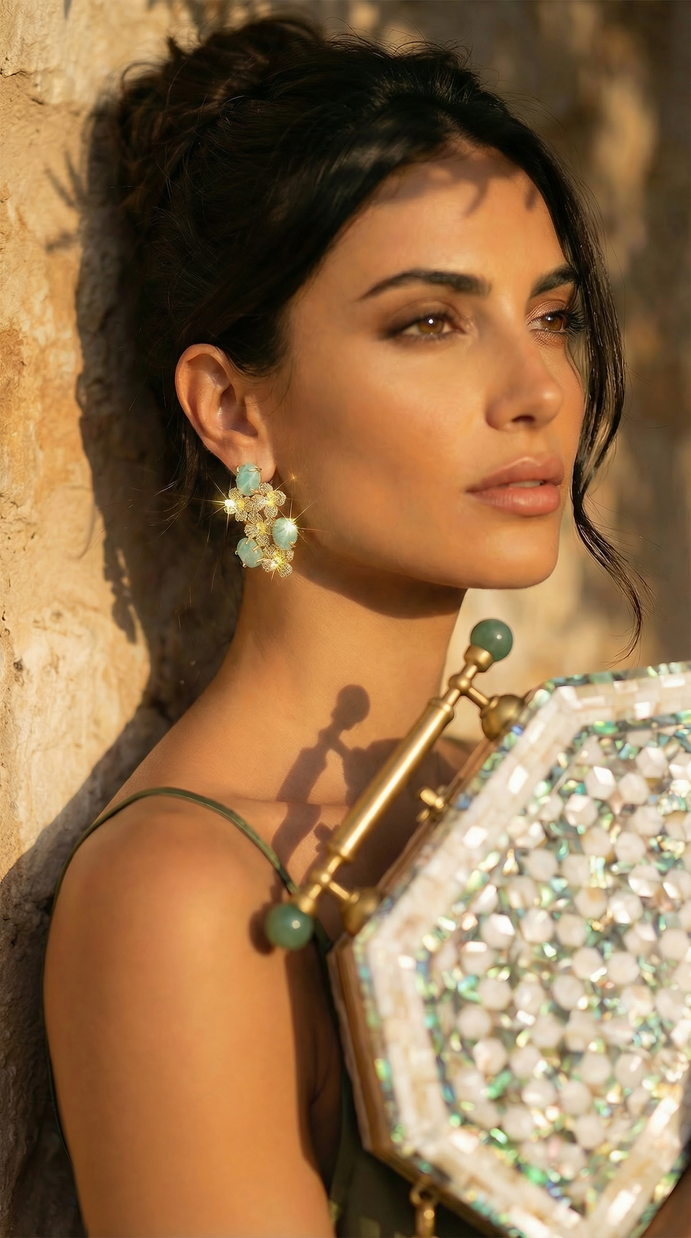 Thumbnail: Aurora - Mother of Pearl Mosaic Clutch