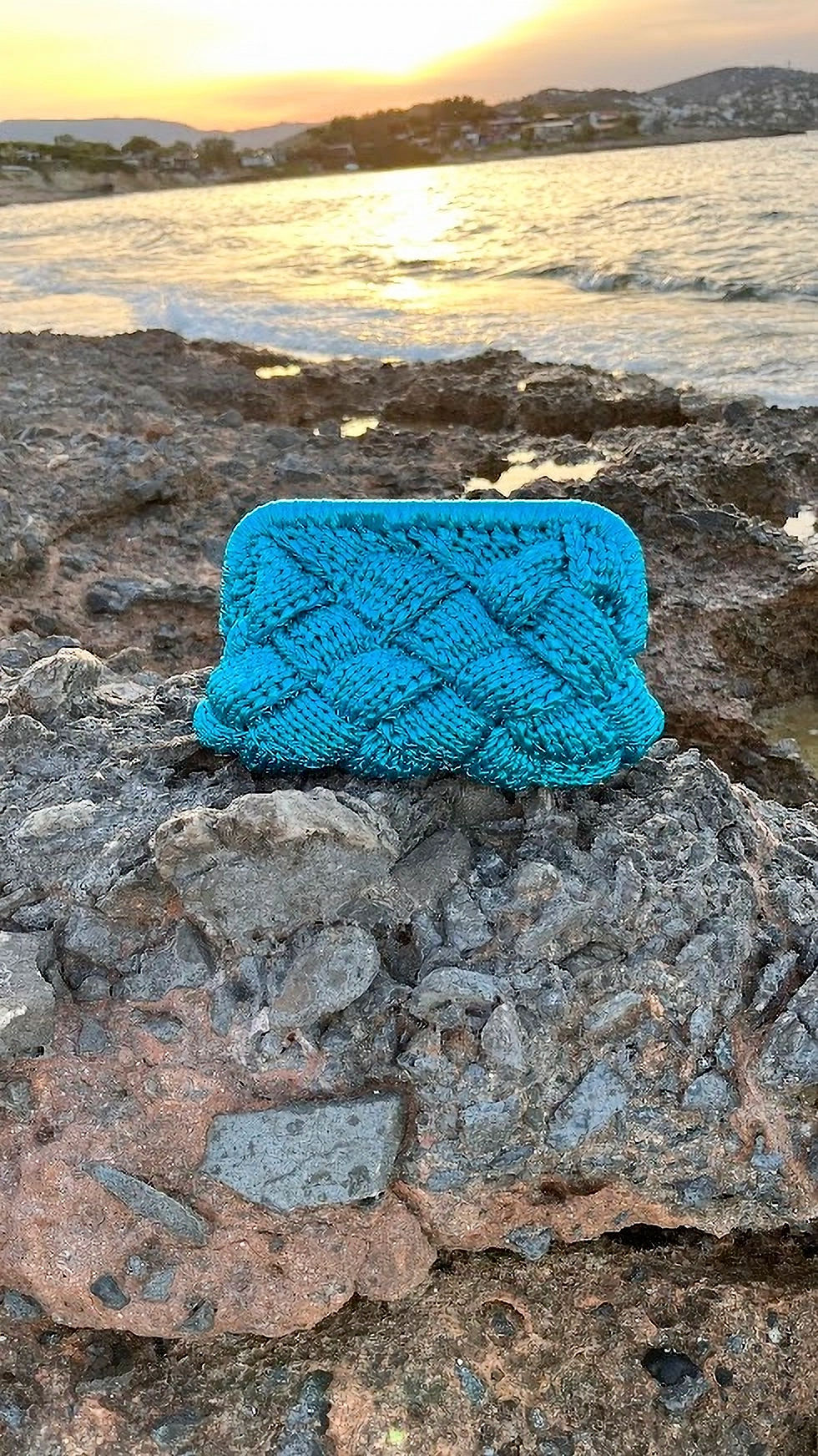 Miniature : AMALTHEIA- Metallic Blue Crochet Clutch Bag