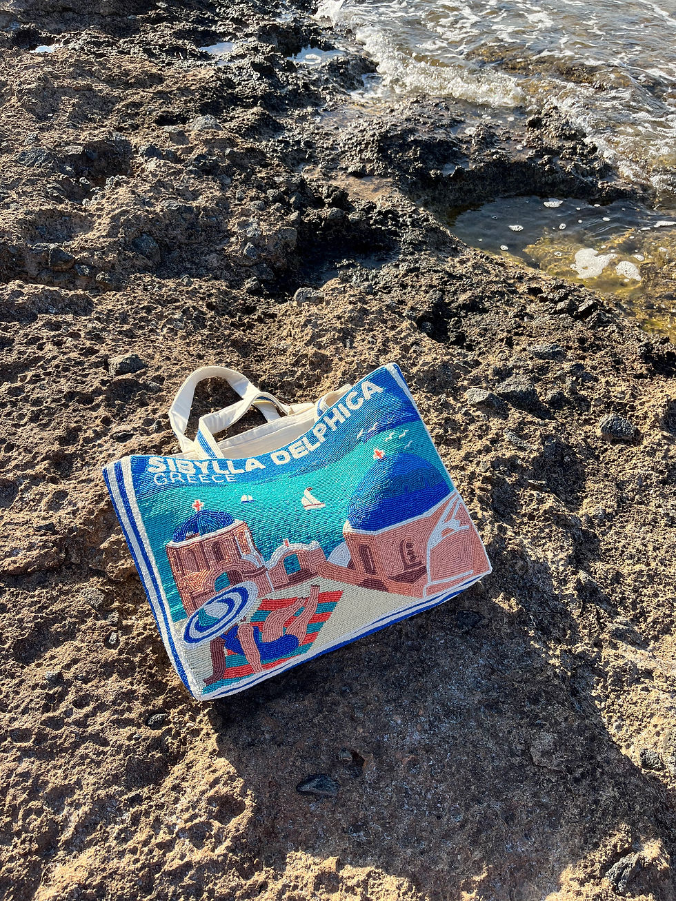 Miniatura: The Caldera - Hand beaded  Tote Bag
