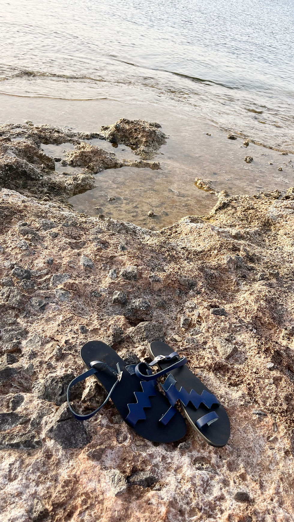 Thumbnail: Thalia Black - Sling back Sandals