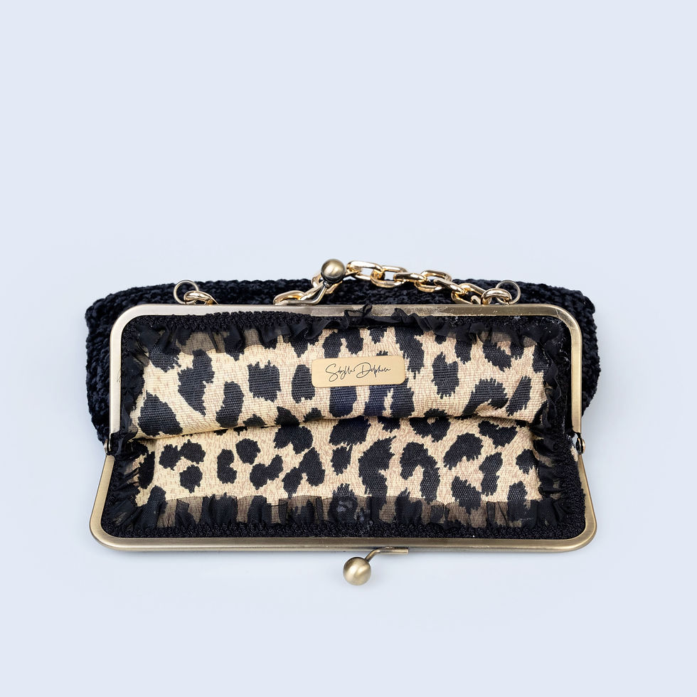Miniature : Raffia Mini Clutch with Gold charms "Fiesta II"