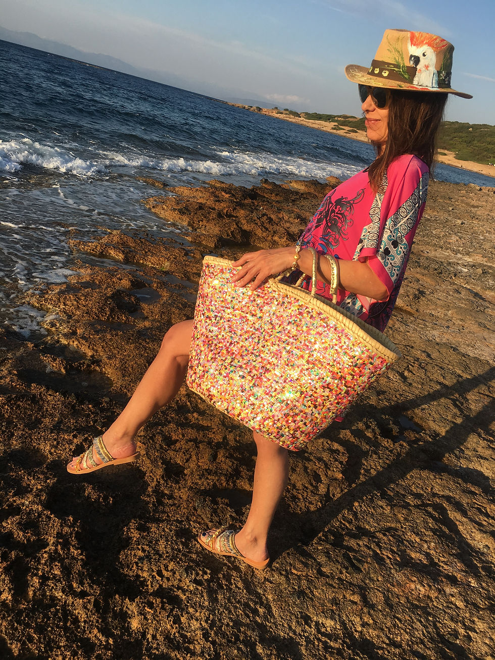 Miniatura: Sandalias de piel con pedrería "SELINI"