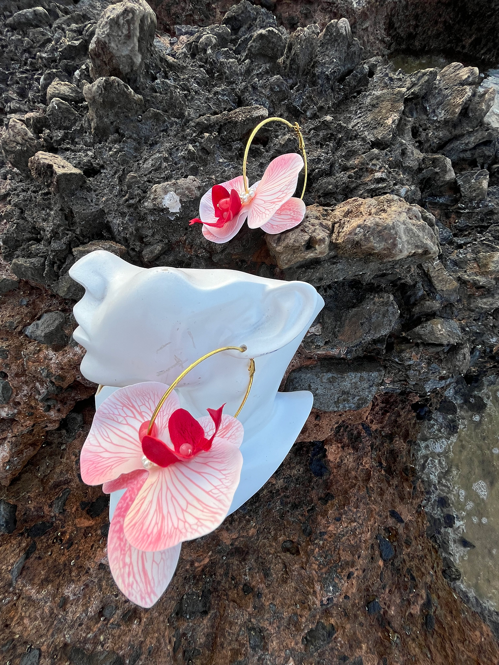 Thumbnail: Mediteranea - Pink - Gold Drop Hoop Orchid Earrings