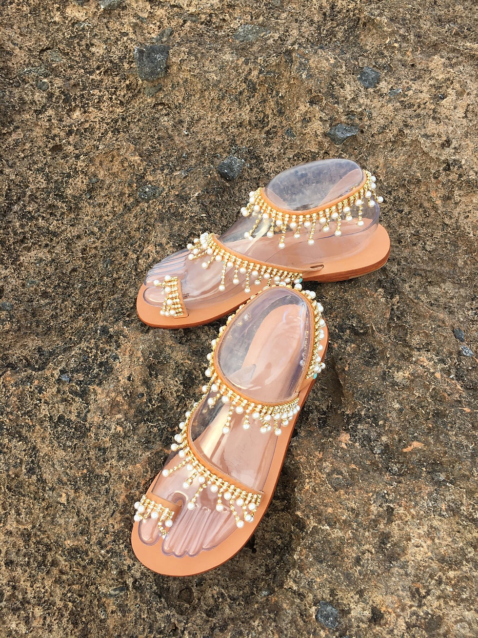 Miniatura: Jeweled gold leather sandals with crystals & pearls DALIDA