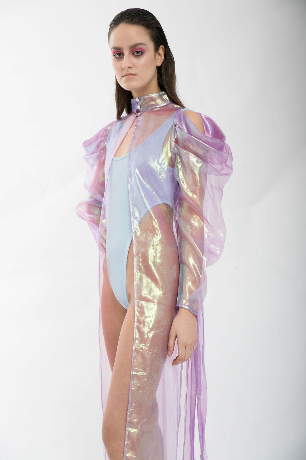Thumbnail: KŌZŌ HOLOGRAM KIMONO