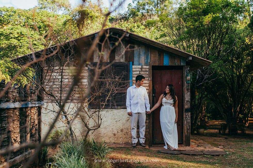 Ensaios de casais, Bugainville Farm, Save The date BH, Fotos Externas de Casamento BH, Casamentos externas MG, Fotografo de casamento em BH, Fotografia Ensaios externos de Casamento BH, Sessão Externa Fotografica MG, Ensaios de Noivos Fotografia de Casamento, Foto Externa de casamento, Melhores fotógrafos de casamento em BH Casando em BH, Fotografia de casamentoMG, BH Casamentos, Noivas Fotos, Retratos de Noivos, album de casamento Fotografia, Fotografia de casamento em BH, Fotografia de casamento Preço, book de noivos MG, Book de Noivos, Fotos Casamento BH, Fotógrafo em BH, Fotógrafo em belo Horizonte, fotografia e filmagem de casamento bh, fotografo casamento bh preço fotografia e filmagem de casamento bh, fotografo bh, fotografo em bh barato, fotografia de casamento bh, preço fotografia casamento BH, quanto custa um album de casamento, fotografo de casamento, Fotografia de casamento, beleza de noivas, together Fotografia de casamento MG, fornecedores de casamento BH, Fotografo de Casamento Contagem, Fotografo em Contagem, Fotografia de Casamento Contagem, Foto casamento Contagem, Fotografia de Casamento em Belo horizonte, fotografo de Casamento em Belo Horizonte, fotografo BH para Book, Fotos casamentos BH, ensaios externos casais , ensaios fotograficos externos,