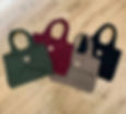 Sac en maille avec broderie léopard en coeur