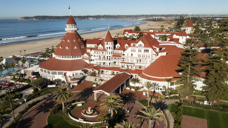 Dog-Friendly Hotels Along the San Diego Coast