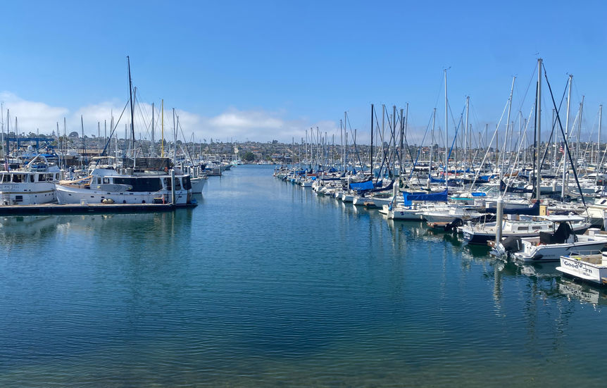 Luxury Yacht & Sailing Charters in San Diego Bay: Best Private Cruises, Sunset Sails & Yacht Rentals