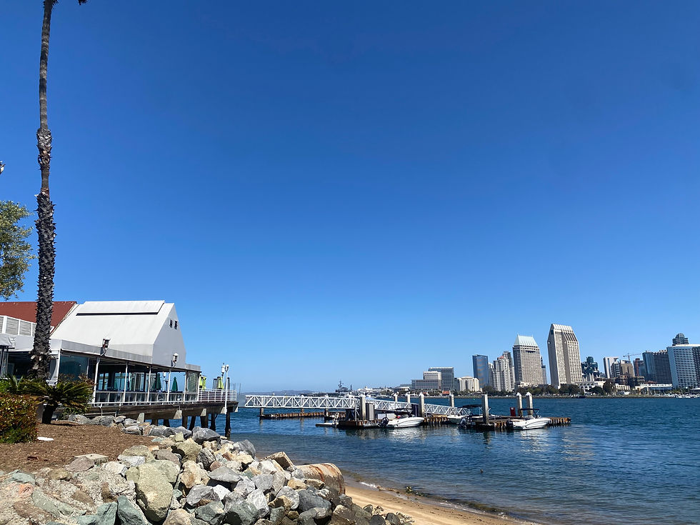 waterfront restaurant on san diego bay
