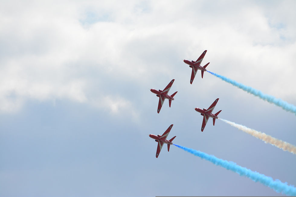 aircraft-1086371.jpg