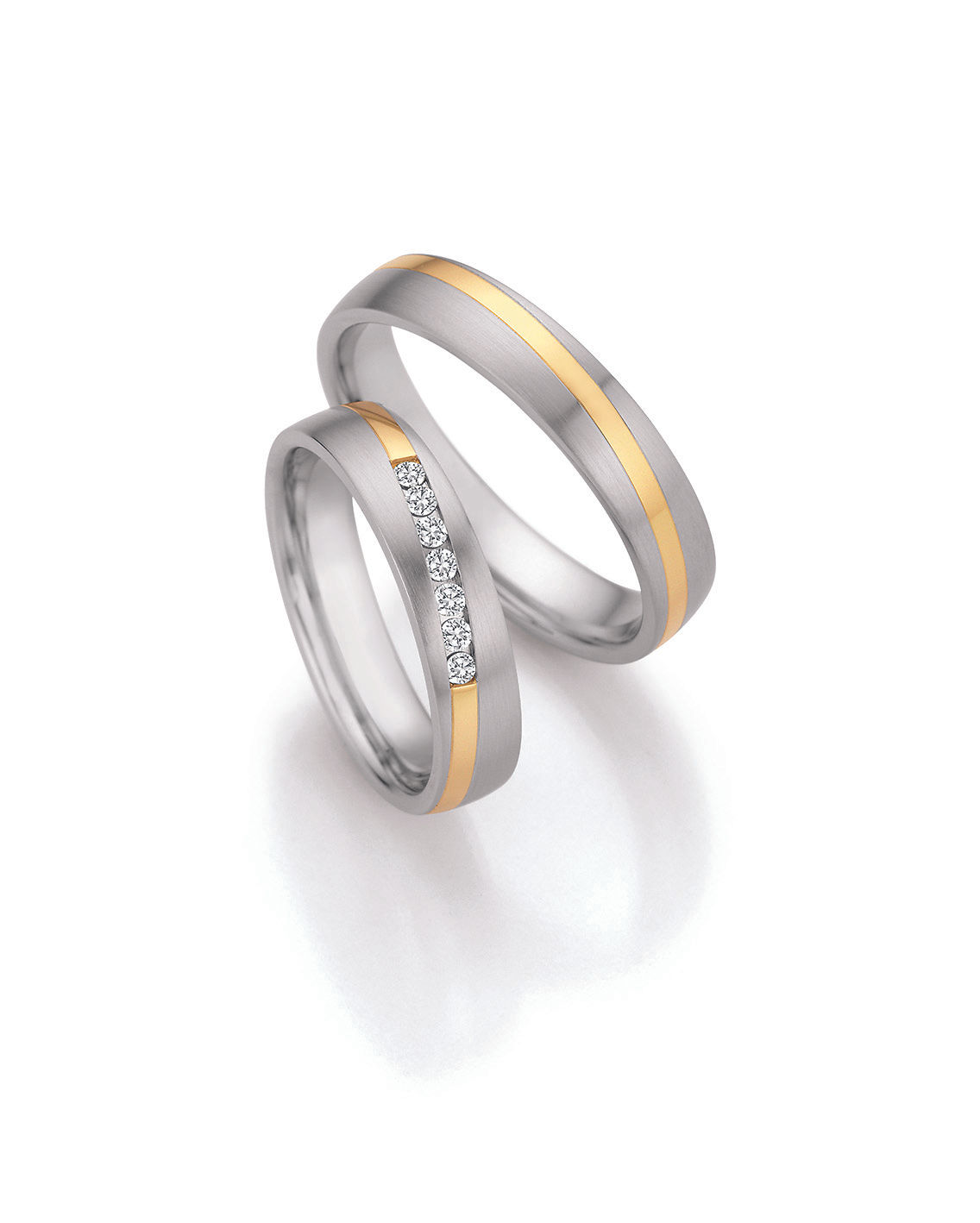 88-25050-25060 Collection Ruesch White Style Steel and Gold