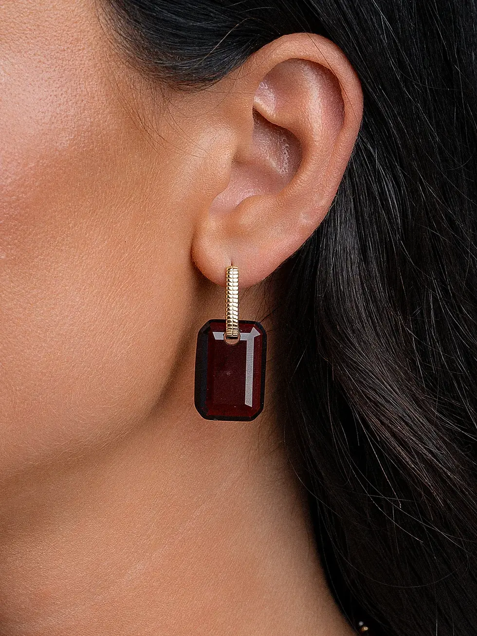 Thumbnail: EAG25 Sparkling Jewels Square oorbellen goudkleurig
