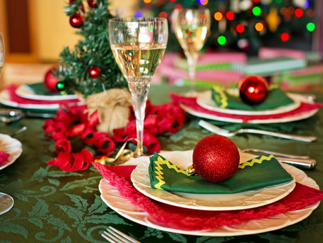 5 cheap tricks for hosting fun & yummy holiday meals