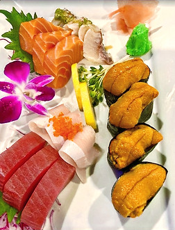 hiro sushi medford restaurant japanese restaurant sushi roll 04_edited.jpg