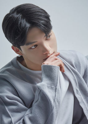 뉴 모델 오재형4_edited.jpg