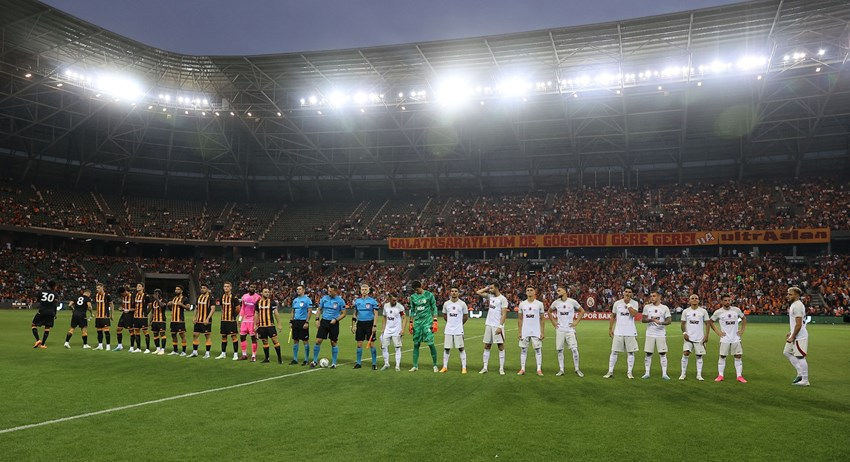Galatasaray - Hull City: 3-4