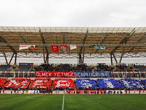 Dev Maç Öncesi Muhteşem Koreografi