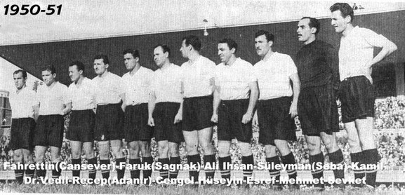 1950-1951 İstanbul Futbol Ligi şampiyonu Beşiktaş kadrosu.