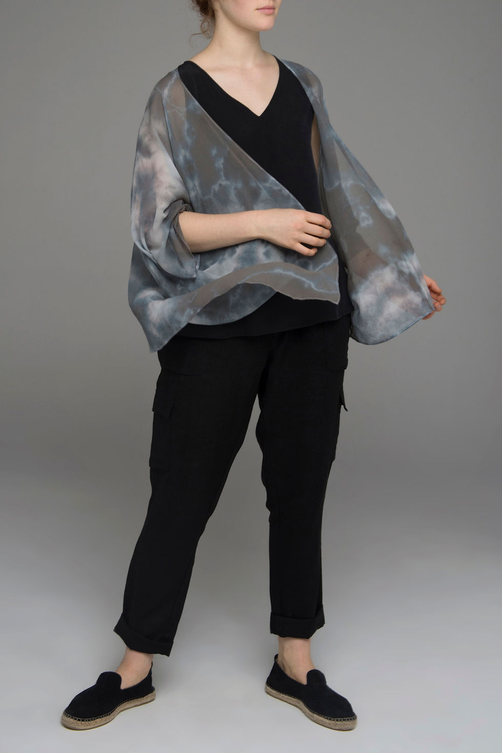 Thumbnail: Punch Park "Field" pure linen cargo pant with knit waist in black