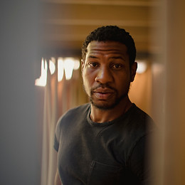 merlin_175096722_ae4a8c8b-c328-4305-9626