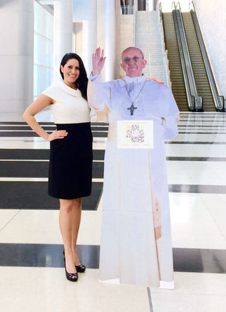 10,000 VOLUNTEERS READY FOR PAPAL VISIT