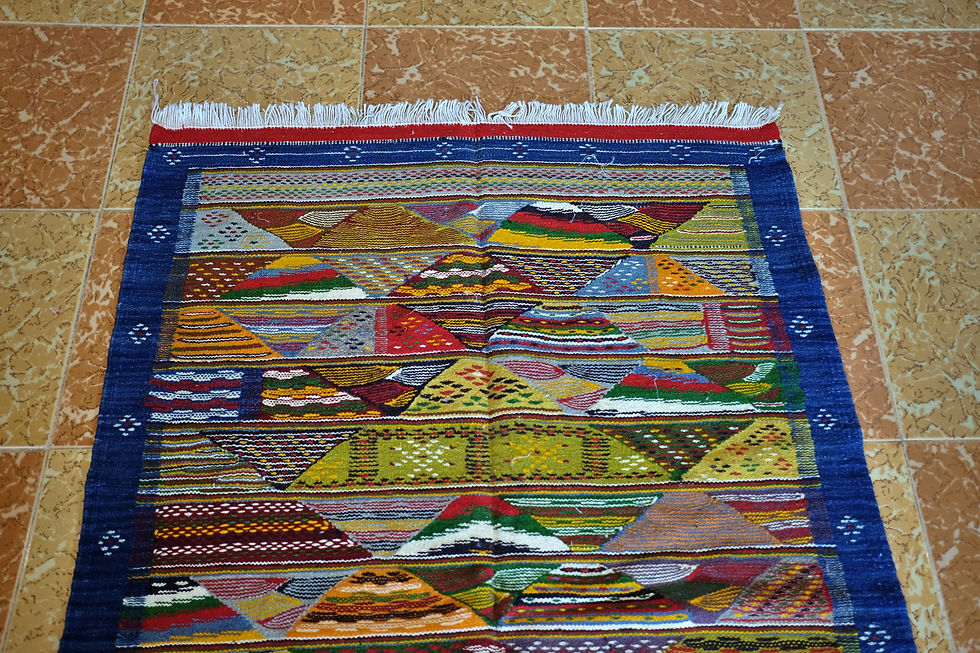 サムネイル： Berber Moroccan carpet  - Ait ouaghrda KILIM , bohemian kilim  ru