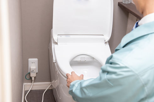 トイレの点検_edited.jpg
