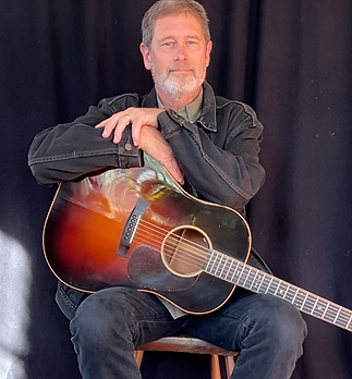 Dana Photo1_horiz2025.png