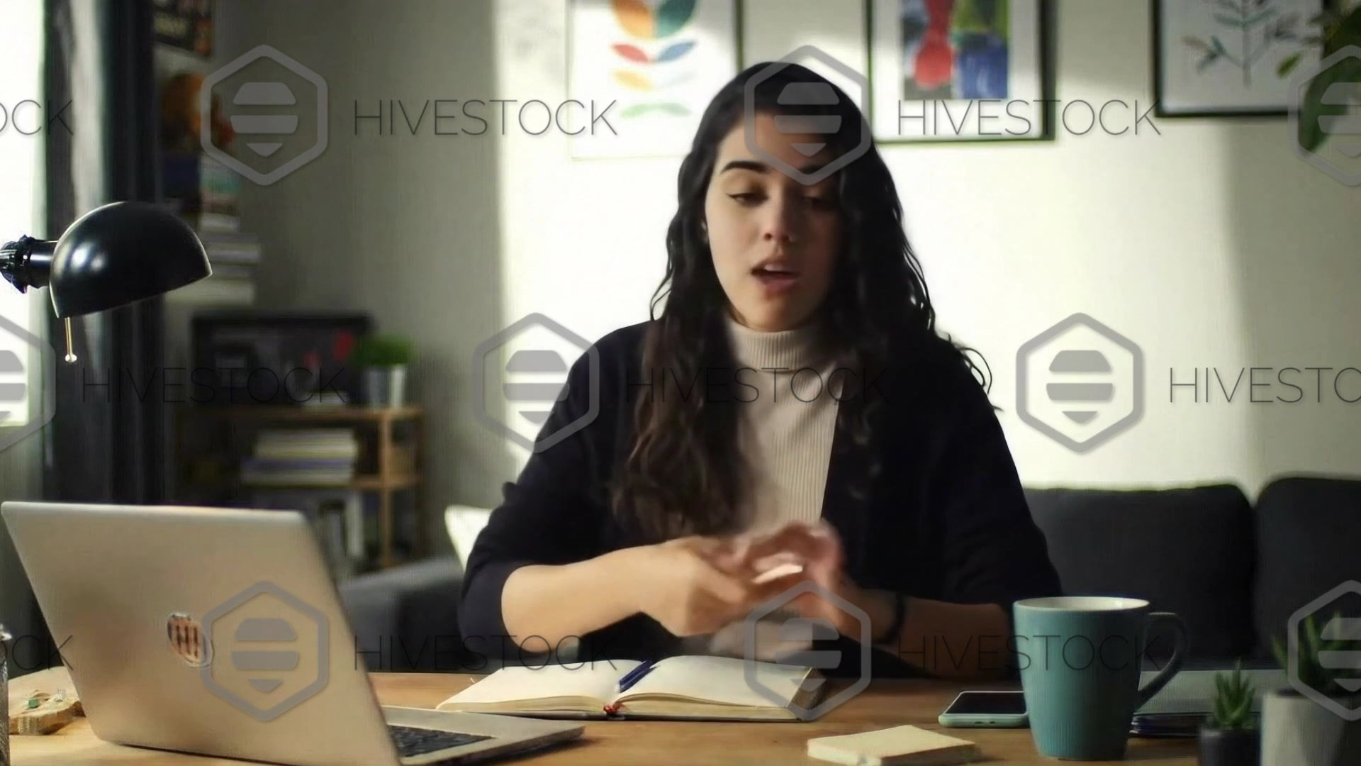 Hivestock_Jovem Home Office