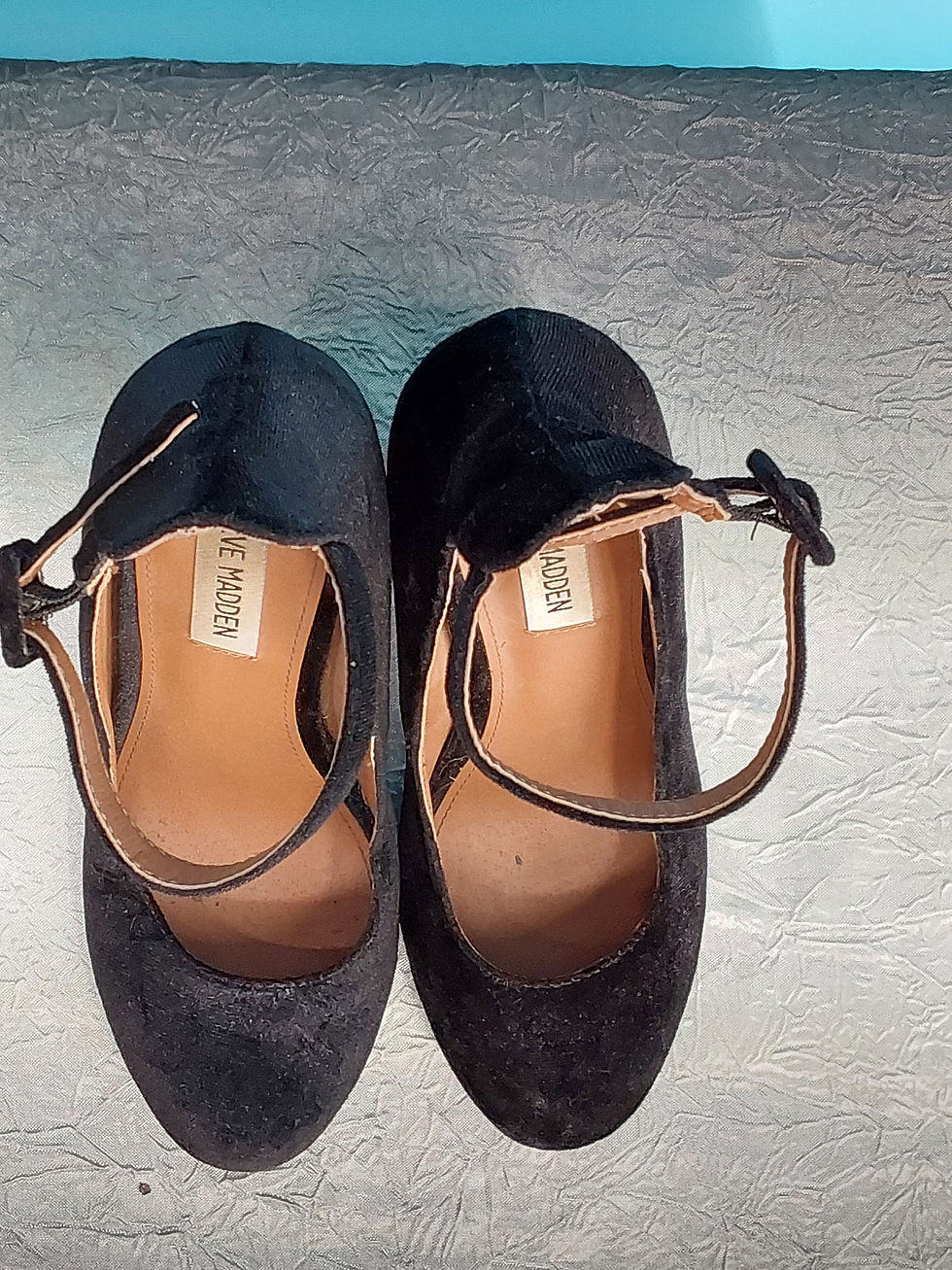 Thumbnail: Steve Madden Velvet Block Heels w/Mary Jane Strap {S0085} insole check