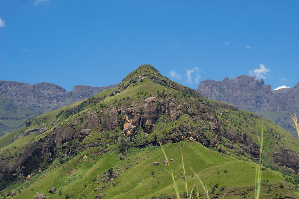 ethan-strydom-rW5jN5Z-CCM-unsplash.jpg