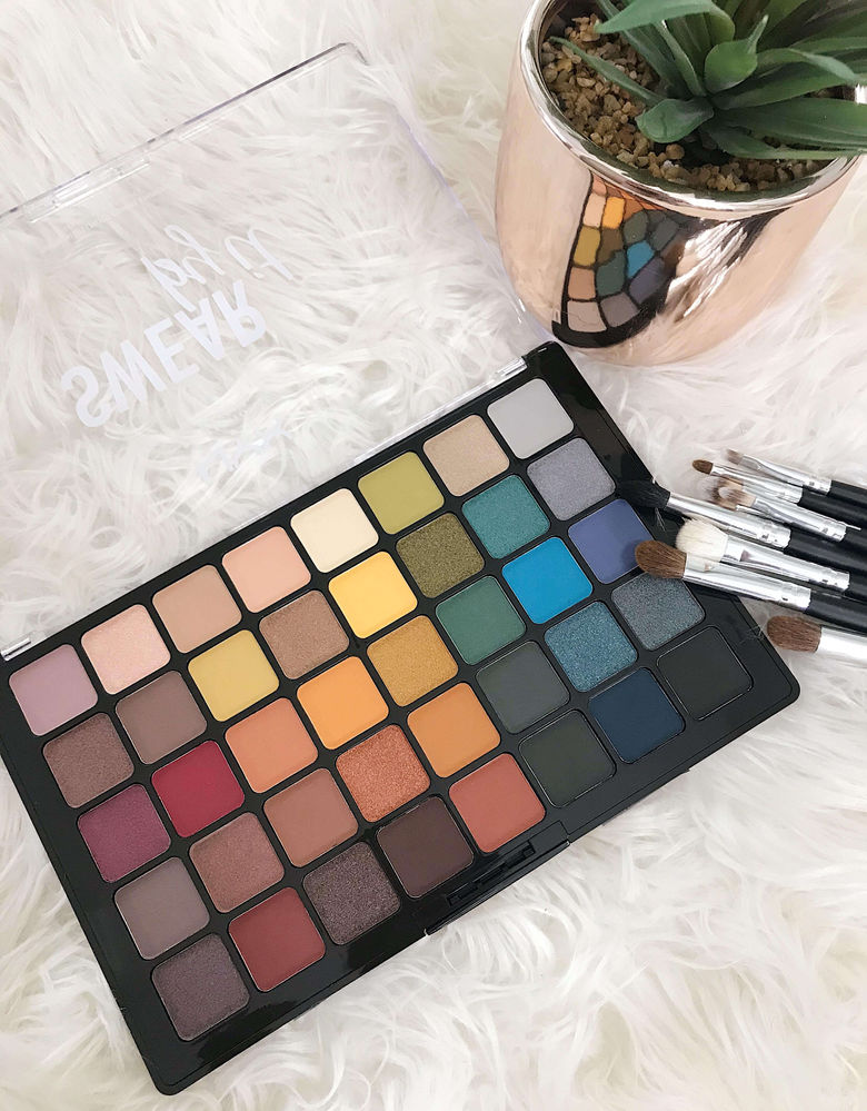 Nyx Swear By It Eyeshadow Palette