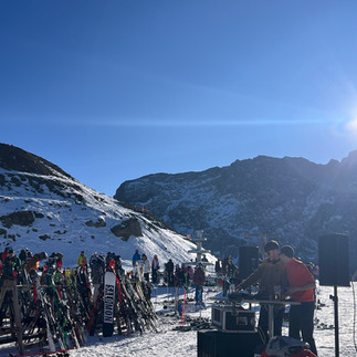 Apres ski DJ