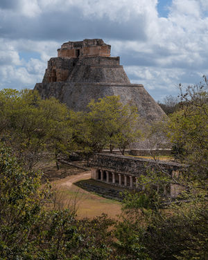 Pyramida v Uxmal, Mexiko.