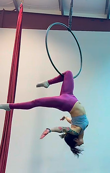Aerial lyra coach at Lava City Cirque in Bend Oregon with family