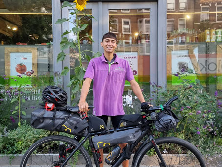 Dino Johannes cycles from Rotterdam to Rome and back to raise funds for The Learning Farm