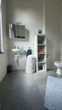 LP7-0103 - badkamer 1