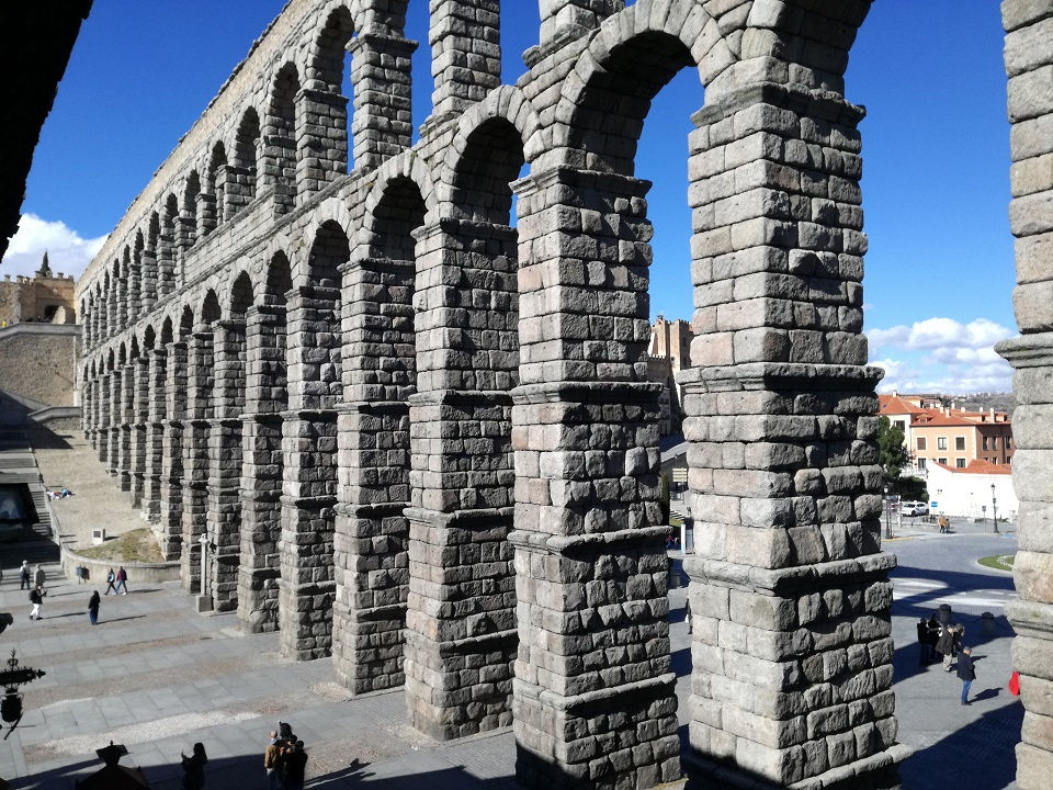 segovia látnivaló római vízvezeték acueducto