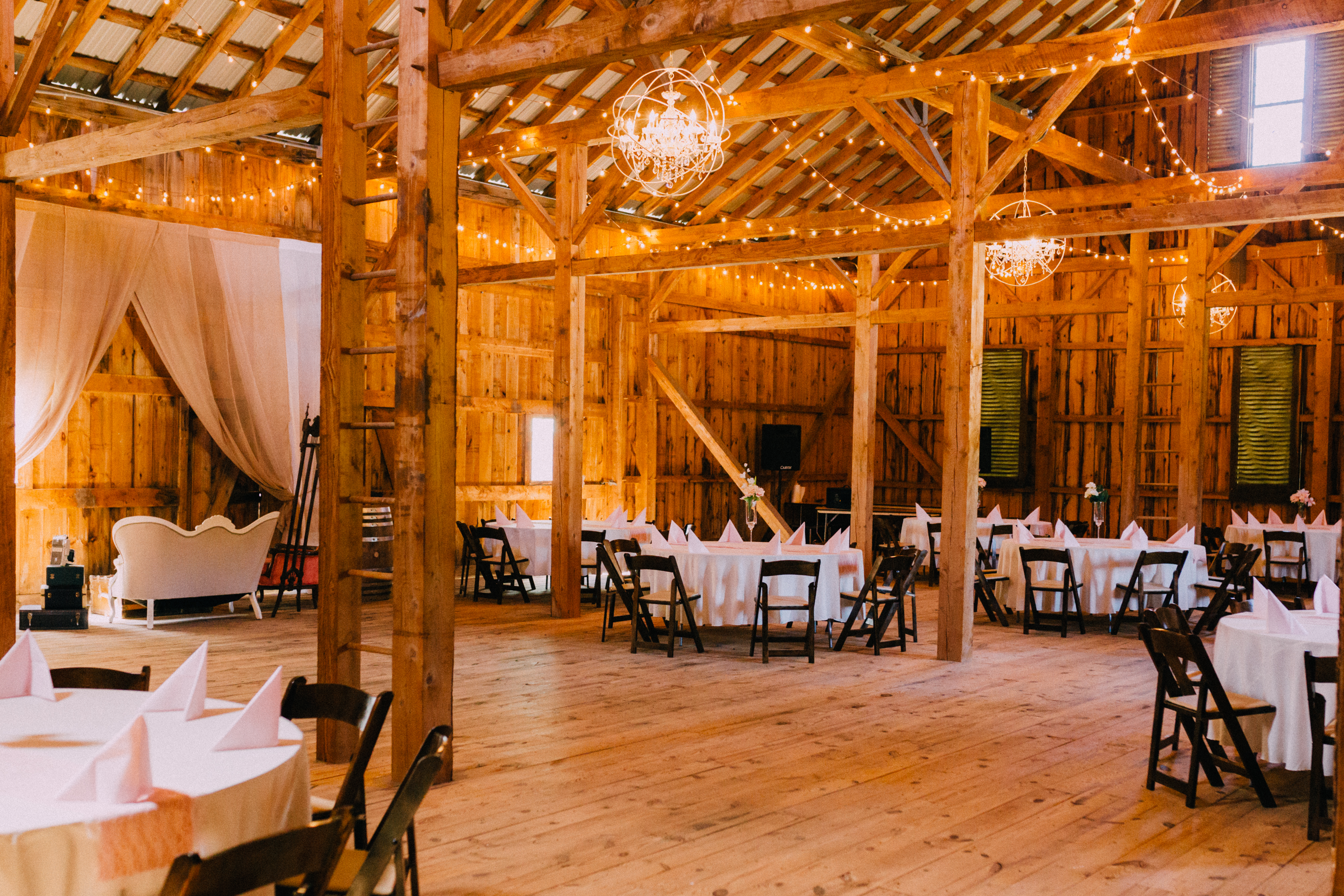 Rustic Wedding Maryland Wisteria Cottage Barn