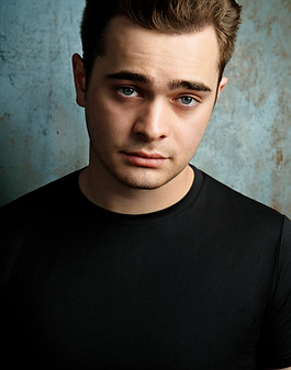 Gabriel Warburton Headshot.jpg