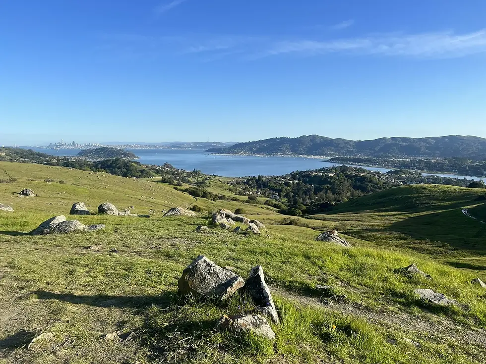 PhotoHike: Ring Mountain