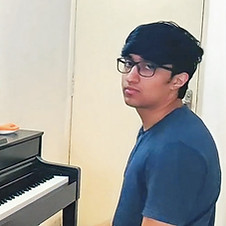 Sreyes_edited.jpg