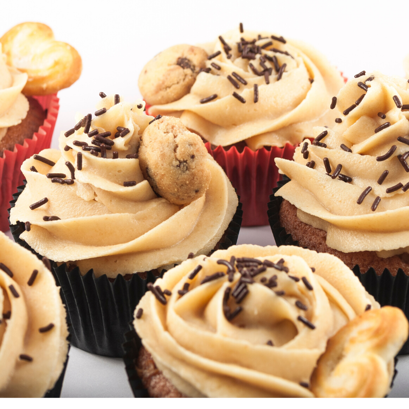 Thumbnail: Freshly baked cupcakes