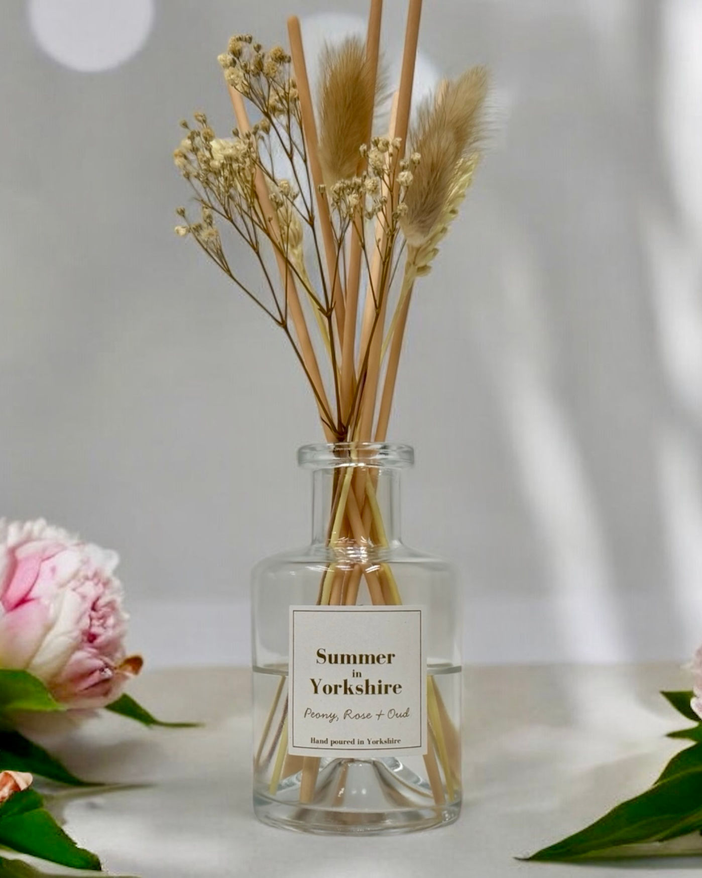 Summer in Yorkshire - Peony, Rose and Oud Dried Flower Diffuser 100ml